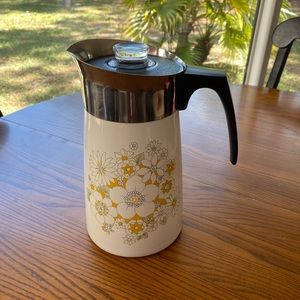 Corning Ware Coffee Pot Carafe 9 cup. Vintage.
